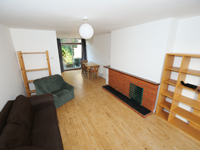 14_Manhattan_drive_living_room.png