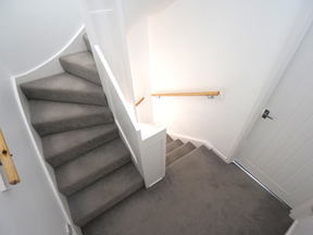 15 Almond Grove first floor landing