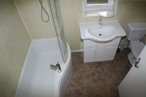 4-seeleys-court-bathroom.png