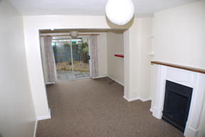 4-seeleys-court-living-room.png