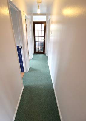 53_Coles_road_hallway.png
